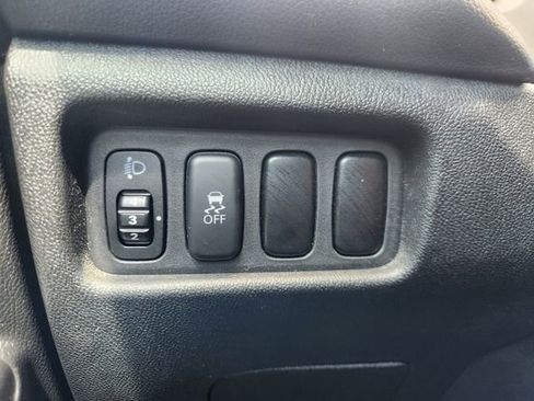 Used 2015 Mitsubishi Outlander Sport SE FWD image 21