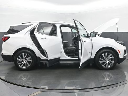 Used 2023 Chevrolet Equinox Premier AWD/4WD image 55
