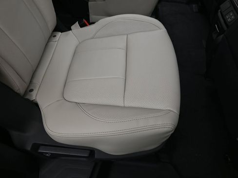 New 2026 Subaru Ascent Limited image 16