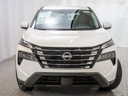 New 2026 Nissan Rogue SV image 2