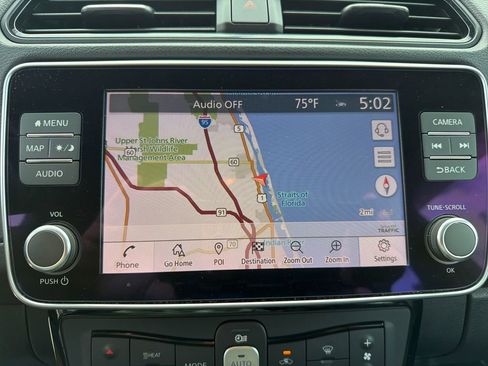 Used 2022 Nissan Leaf SV FWD image 27