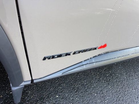 Used 2026 Nissan Rogue SV image 14