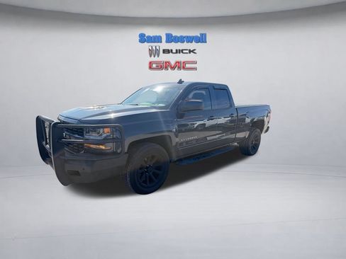 Used 2019 Chevrolet Silverado 1500 LT w/ All Star Edition AWD/4WD image 5