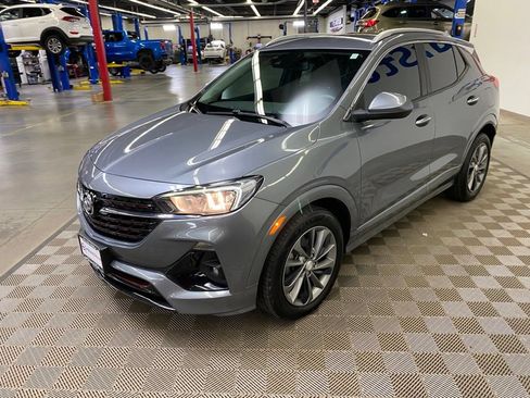 Used 2022 Buick Encore GX Select w/ Sport Touring Package FWD image 6
