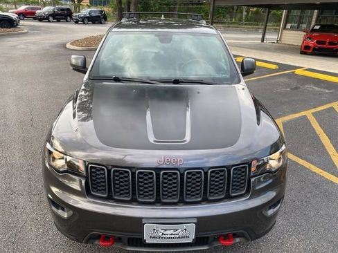 Used 2019 Jeep Grand Cherokee Trailhawk image 10