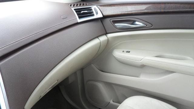 Used 2011 Cadillac SRX Performance AWD/4WD image 29
