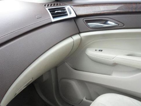 Used 2011 Cadillac SRX Performance image 29