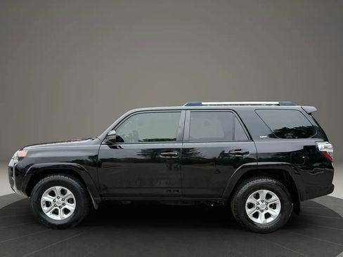 Used 2019 Toyota 4Runner SR5 image 7