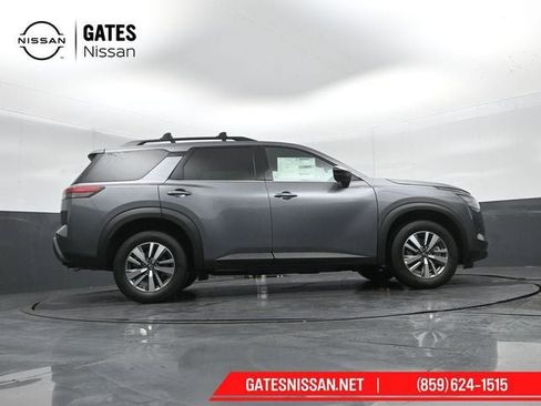 New 2026 Nissan Pathfinder SL image 43