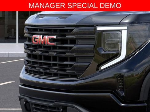 Used 2026 GMC Sierra 1500 Elevation AWD/4WD image 13