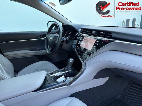 Used 2018 Toyota Camry SE w/ Audio Package FWD image 29