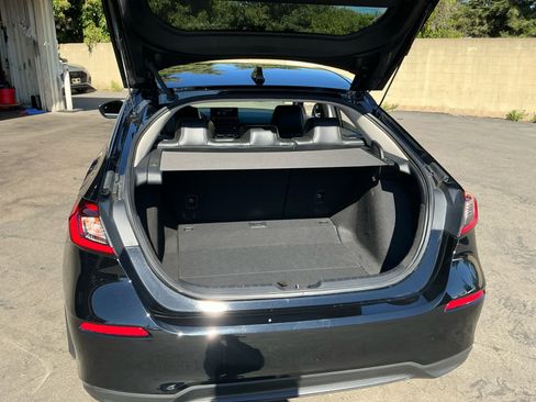 Used 2024 Honda Civic EX-L image 25