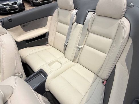 Used 2013 Volvo C70 T5 FWD image 33
