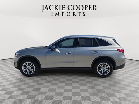 Used 2023 Mercedes-Benz GLC 300 4MATIC image 8