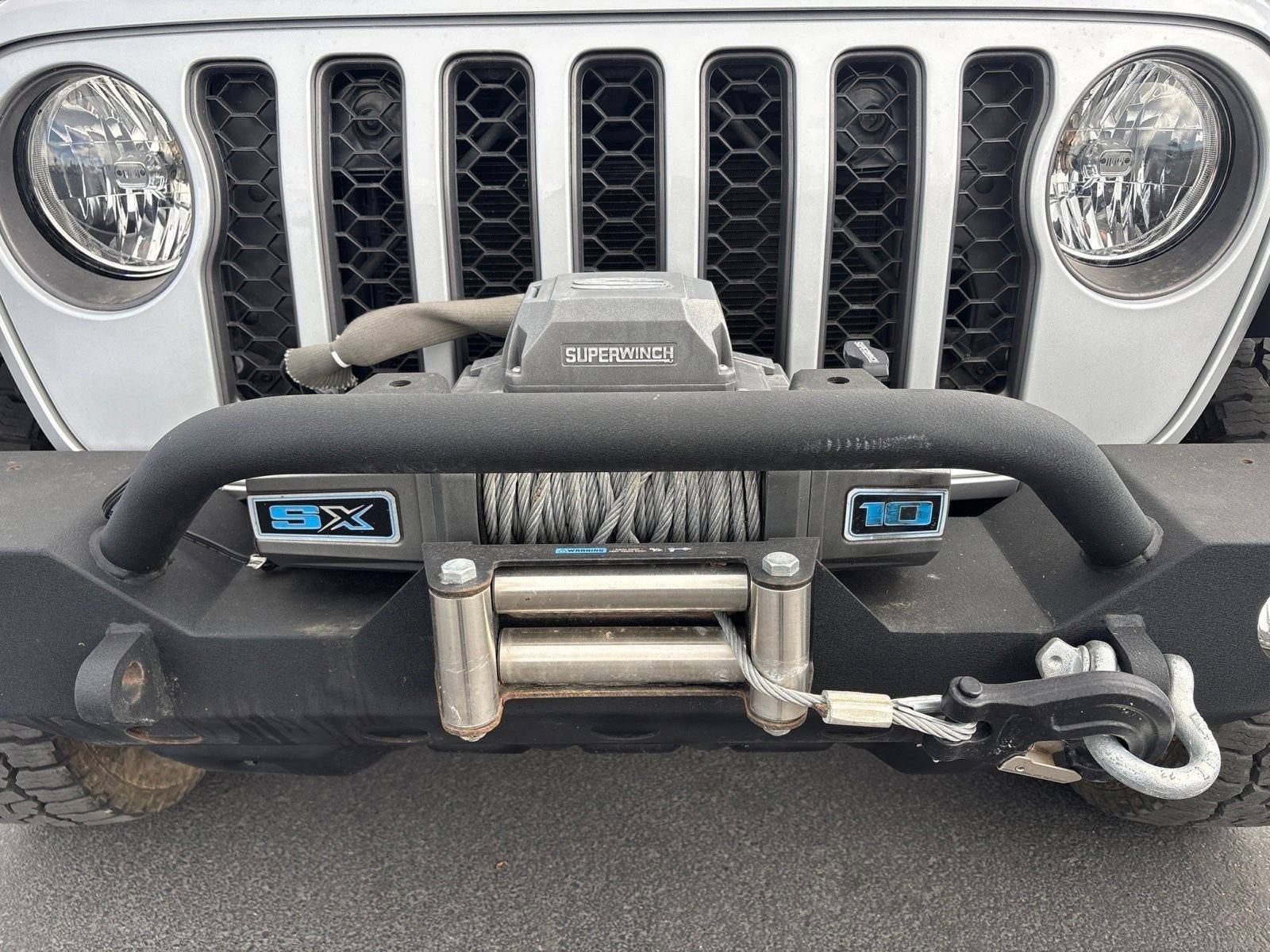 Used 2023 Jeep Gladiator Rubicon w/ Cold Weather Group AWD/4WD image 13