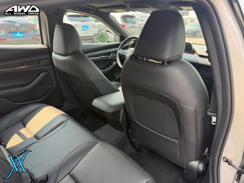 Used 2023 MAZDA MAZDA3 s AWD/4WD image 20