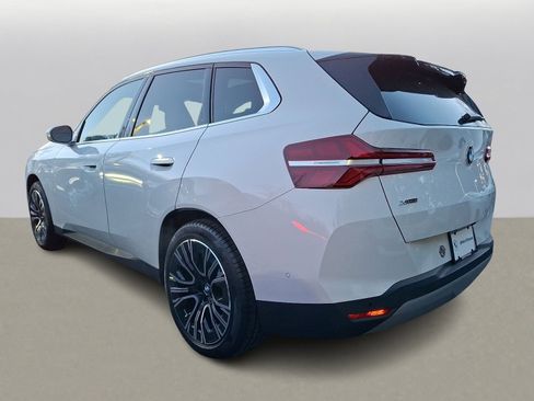 Used 2025 BMW X3 xDrive30i w/ Premium Package image 5