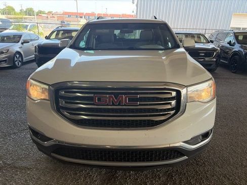Used 2018 GMC Acadia SLE FWD image 3