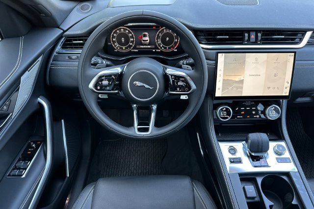 New 2026 Jaguar F-PACE R-Dynamic S AWD/4WD image 13