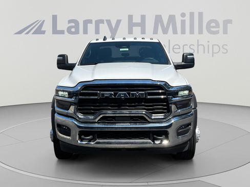 New 2026 RAM 5500 Tradesman w/ Chrome Appearance Group AWD/4WD image 8