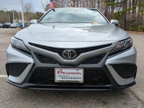 Used 2023 Toyota Camry SE image 9