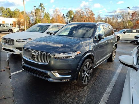 Used 2024 Volvo XC90 B5 Plus AWD/4WD image 5