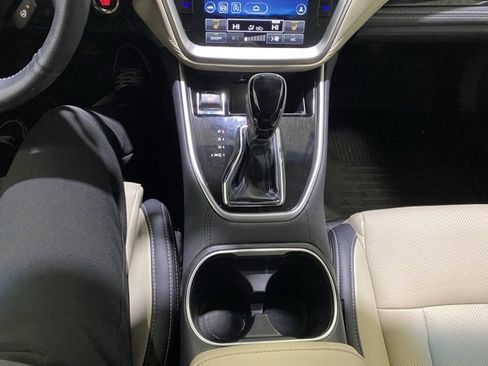 Used 2022 Subaru Outback Limited XT image 22