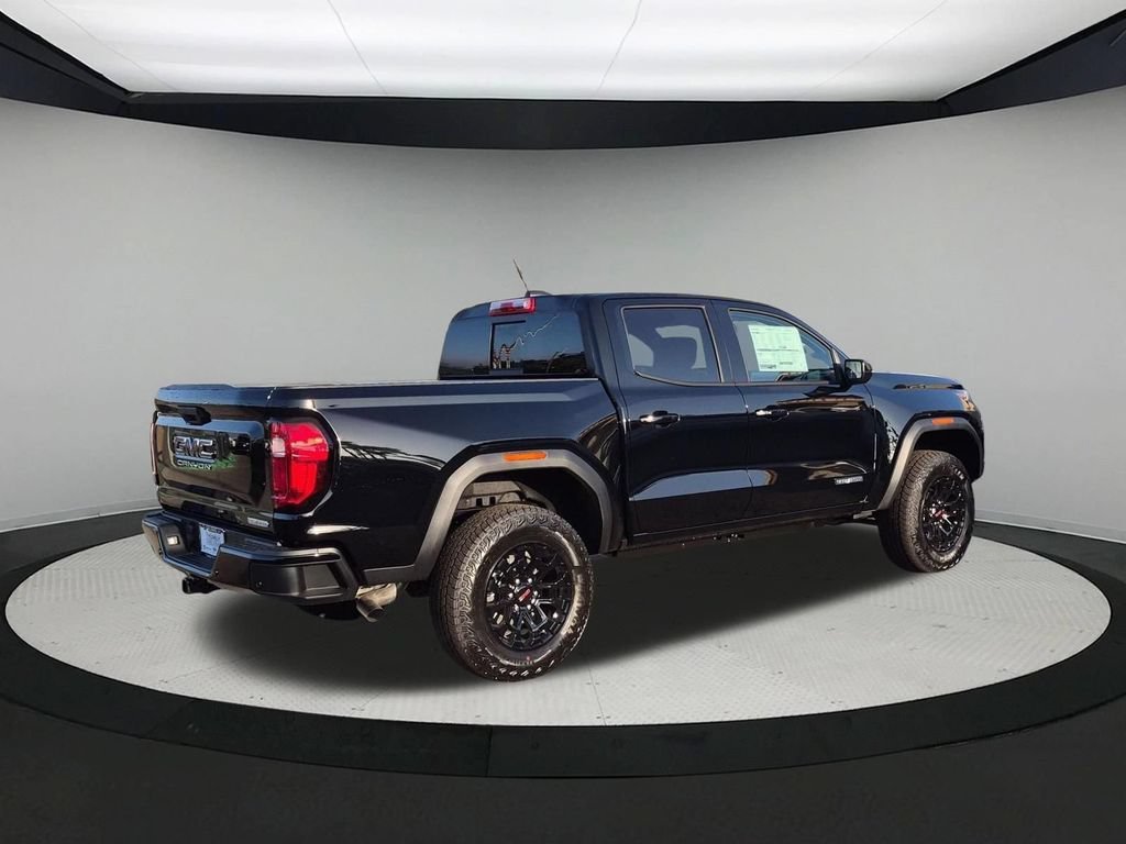 New 2026 GMC Canyon Elevation RWD image 5