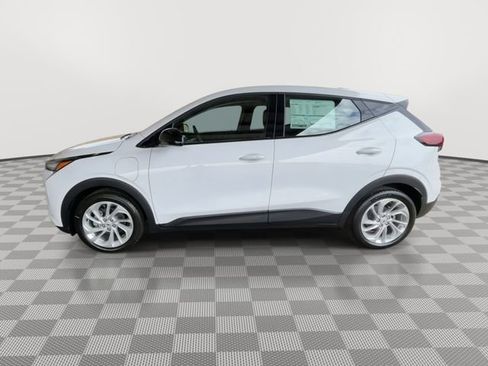 New 2027 Chevrolet Bolt LT w/ Comfort Package FWD image 4