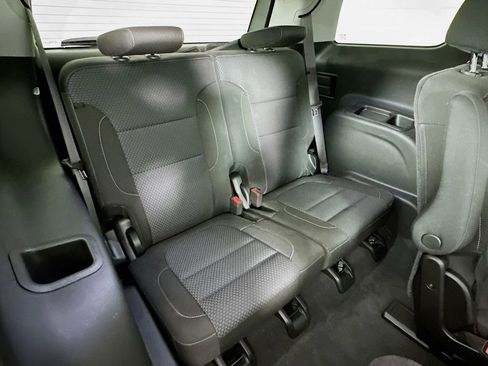 Used 2023 GMC Acadia SLE w/ Driver Convenience Package image 34