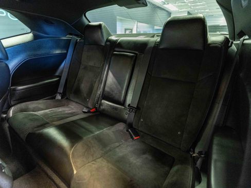 Used 2019 Dodge Challenger R/T Scat Pack RWD image 11