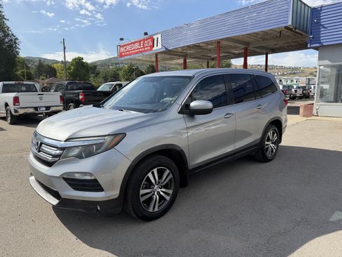 Used 2017 Honda Pilot EX-L image 2