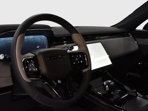 Used 2025 Land Rover Range Rover Sport SV Edition Two AWD/4WD image 4