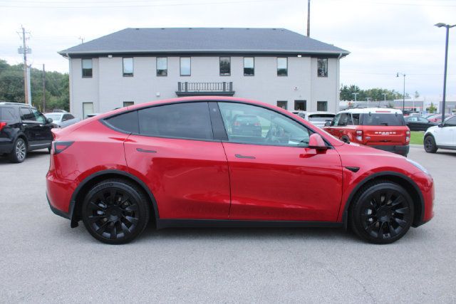 Used 2021 Tesla Model Y Long Range AWD/4WD image 6