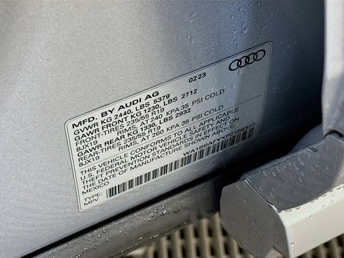 Used 2023 Audi Q5 2.0T Premium Plus w/ Premium Plus Package AWD/4WD image 12