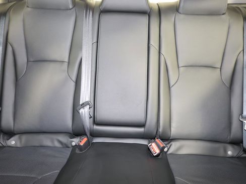 Used 2023 Honda Accord Touring image 13