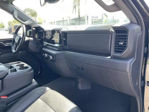 Used 2024 GMC Sierra 1500 SLT AWD/4WD image 28
