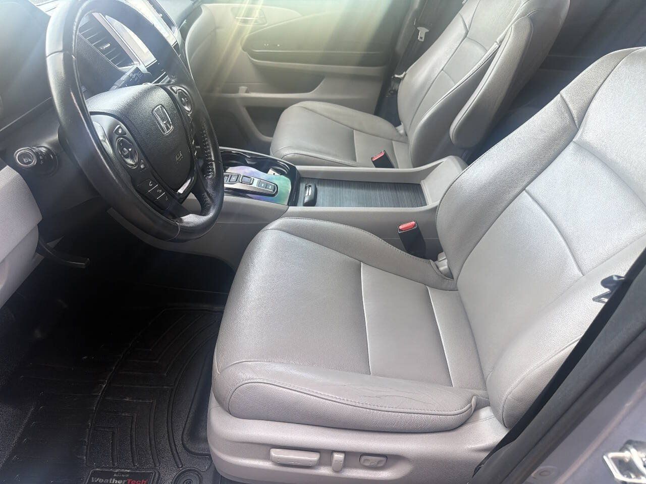 Used 2017 Honda Pilot Touring image 16