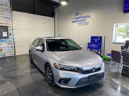 Used 2022 Honda Civic EX image 1