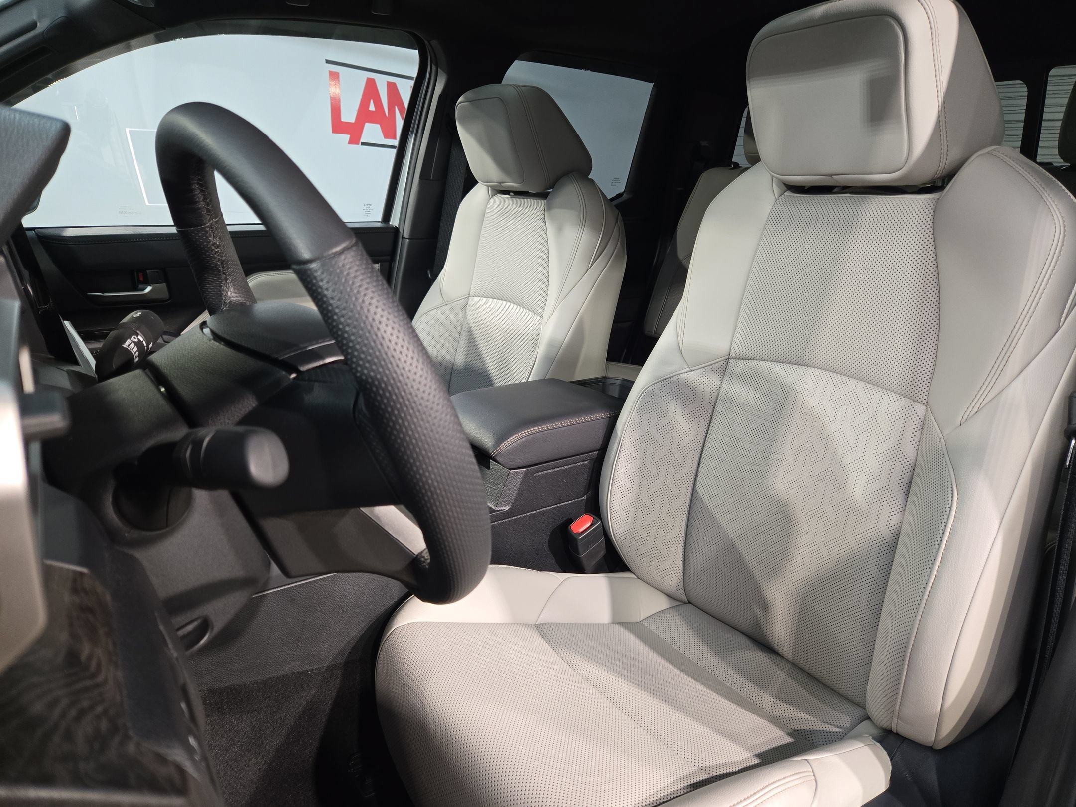 Certified 2024 Toyota Tacoma Limited w/ Limited Package (LT) AWD/4WD image 24