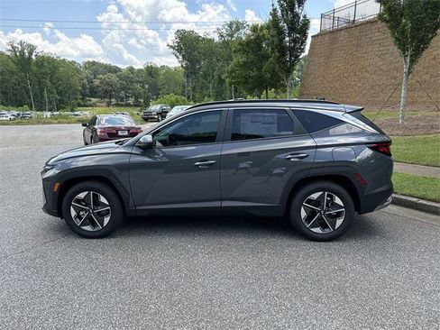 New 2025 Hyundai Tucson SEL image 8