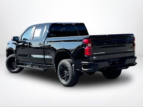 Used 2022 Chevrolet Silverado 1500 Custom Trail Boss AWD/4WD image 14