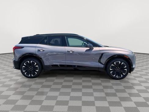 Certified 2026 Chevrolet Blazer EV RS AWD/4WD image 12