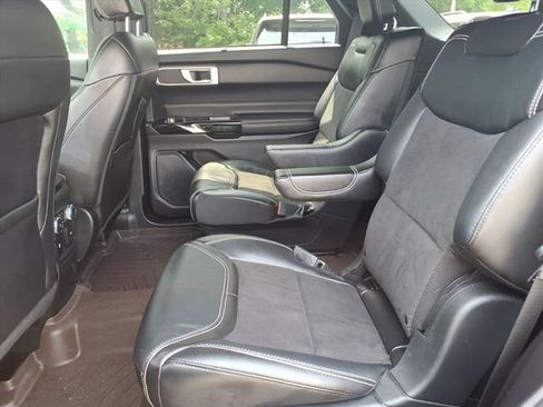 Used 2022 Ford Explorer ST w/ ST High-Performance Pack AWD/4WD image 15