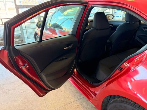 Used 2020 Toyota Corolla LE image 13