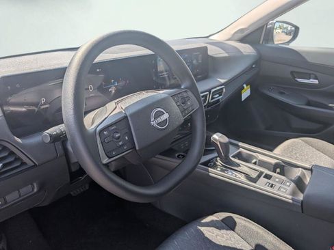 New 2026 Nissan Sentra SV w/ Floor Mat Package FWD image 7