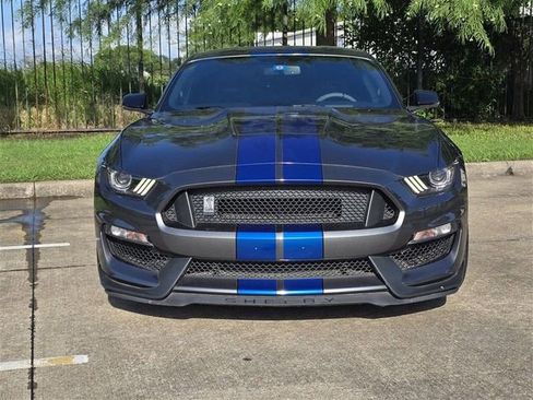 Used 2017 Ford Mustang Shelby GT350 w/ Electronics Package RWD image 9