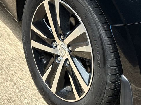 Certified 2023 Honda Civic LX image 9