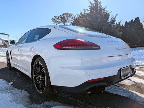 Used 2016 Porsche Panamera GTS w/ Premium Package Plus image 5