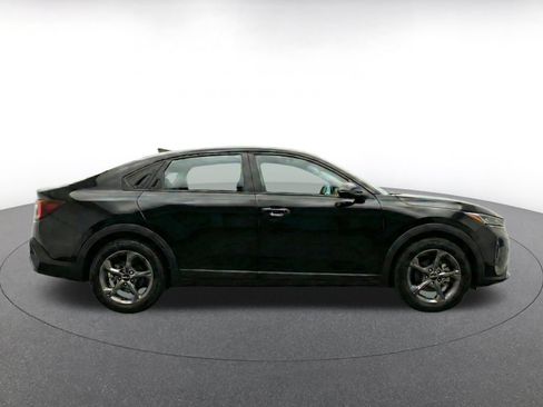Used 2025 Kia K4 FWD image 10